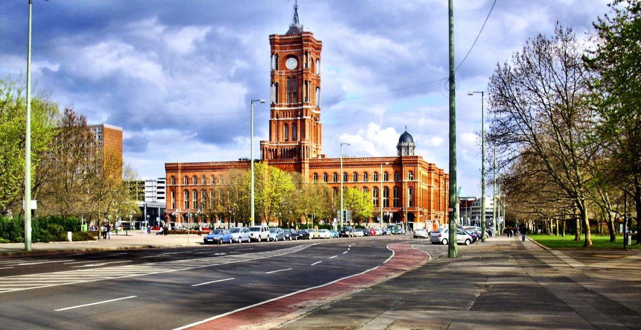 Apartment&Rooms Near Brandenburg Gate Berlin Exterior photo